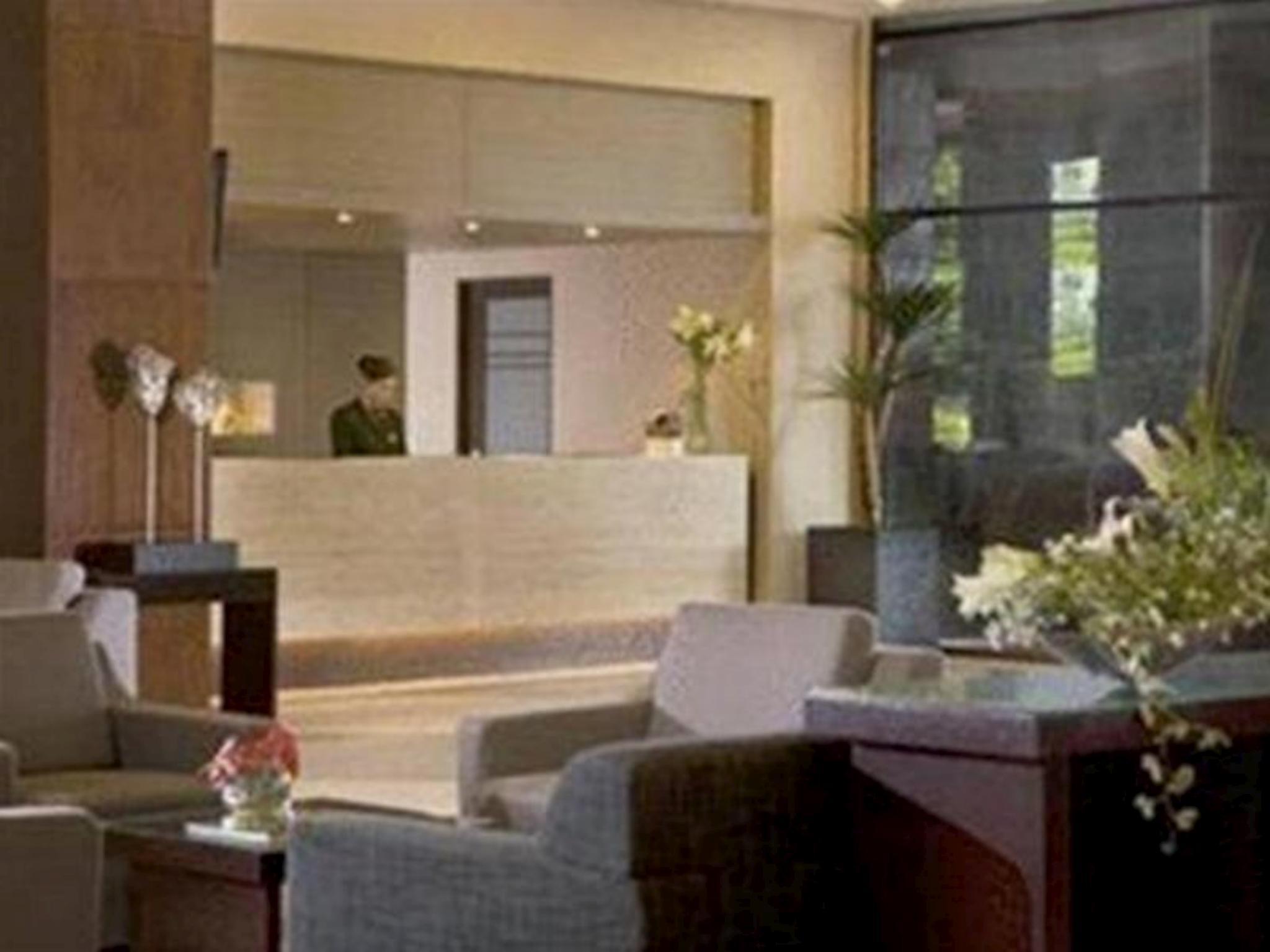 Hotel Santika Pandegiling - Surabaya Exterior photo